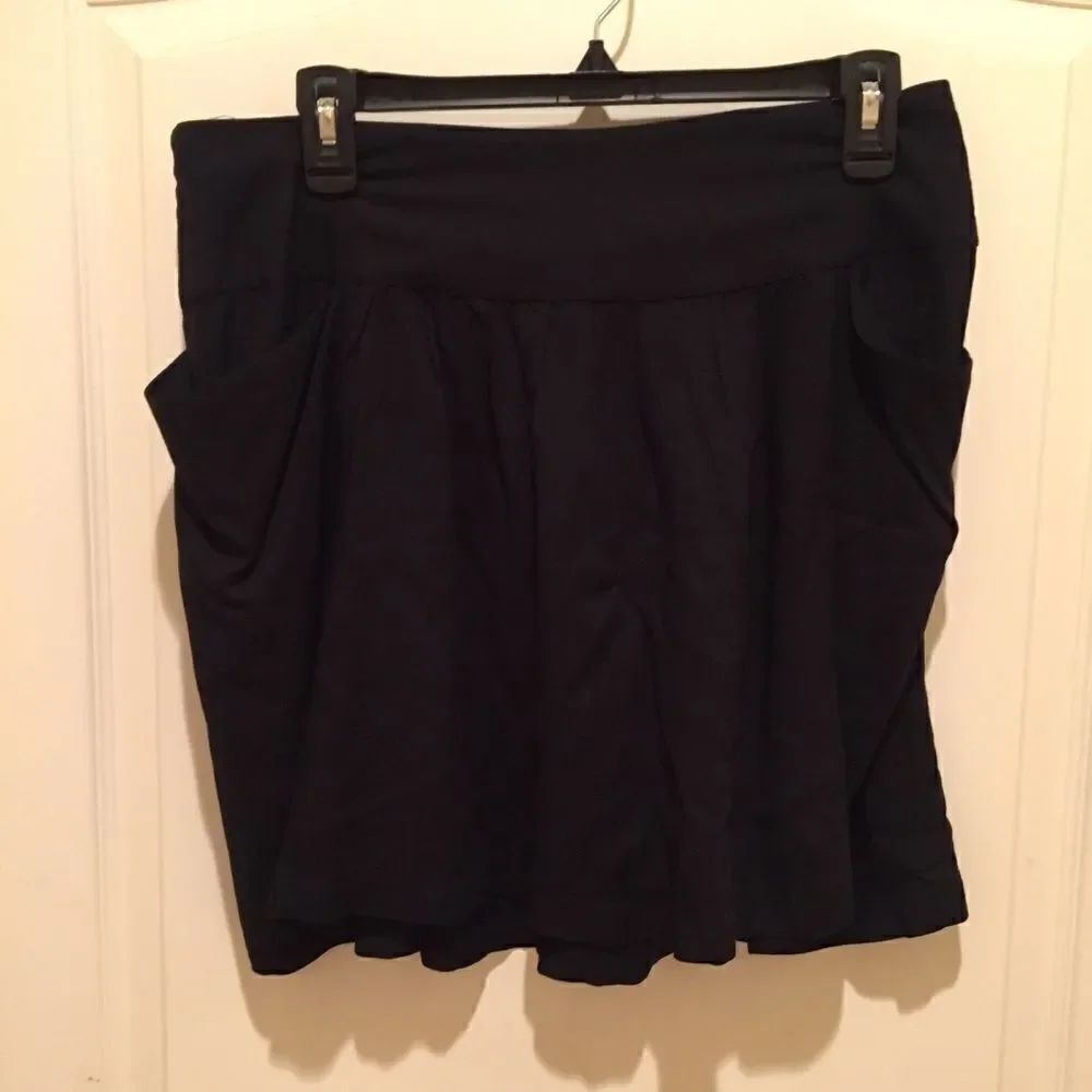 Old Navy Skirt with Front Pockets